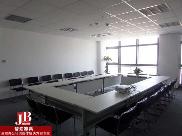 去哪兒網大會議桌