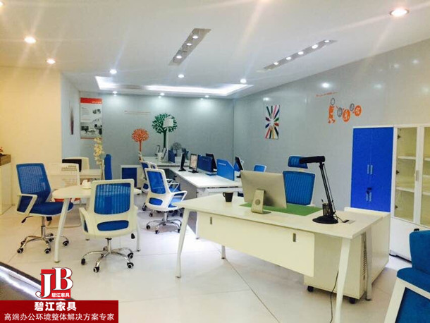 上海碧江辦公家具廠打造您的專屬海洋風辦公家具空間